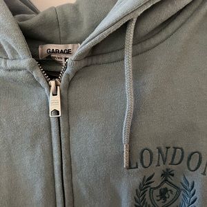 GARAGE ZIP UP